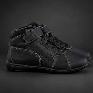 Bottes de moto AULTRA ONE ENTERPRISES noires en cuir véritable respirantes légères avec lacets et fermeture auto-agrippante pour le sport et la course de karting - Product Image 2