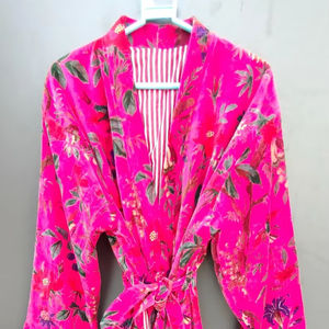 Bata Kimono de Algodón 100% Suave y Transpirable con Estampado de Bloques de Dibujos Animados Naaz para Mujer, Camisón de Verano Hecho a Mano con Cuello en V y Elástico, ODM - Product Image 1