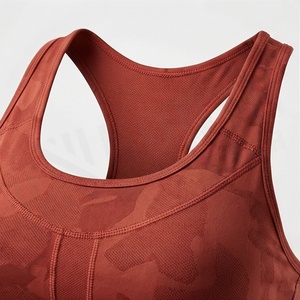 Conjunto de yoga de camuflaje para mujer, sujetador deportivo con espalda cruzada y leggings largos de cintura alta - Product Image 4