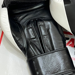 Custom Made MMA Boxing Gloves % Original Leather Full Finger Breathable Professional Punching Lace-Up Boxing Gloves - Product Image 4