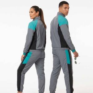 Ensembles de survêtements à marque privée en mélange de nylon avec poignets élastiques et logo personnalisé pour collections de vêtements streetwear unisexe - Product Image 2