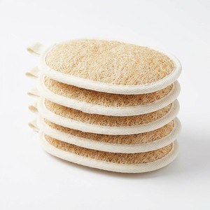 Éponge de bain naturelle en loofah avec boucle de suspension - Outil exfoliant pour le corps en provenance du Vietnam - Product Image 5