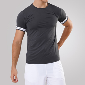 เสื้อยืดผู้ชายทรงสลิมฟิต สปอร์ต แบรนด์ Strong Man พิมพ์ลายยางนูน ระบายอากาศได้ดี ผลิตจากผ้าโพลีเอสเตอร์รักษ์โลก - Product Image 3