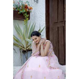 ชุดราตรีสวย-ชุดปาร์ตี้สวม lehenga choli กับด้ายและ zari ทำงาน - Product Image 3