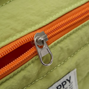 Sac à cosmétiques tendance en nylon résistant à l'eau durable pliable léger portable de capacité moyenne fermeture à glissière couleur personnalisée - Product Image 5