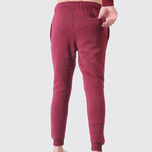 Servicio OEM, MOQ Bajo, Chándal de Invierno para Hombre de Alta Calidad con Diseño de Logotipo Personalizado, Transpirable, 100% Algodón, Mangas Largas, Bolsillos Laterales - Product Image 6