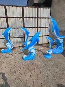 Juego de 5 hermosas figuras de delfines de fibra de vidrio, esculturas artísticas de decoración costera para exhibición en exteriores. - Product Image 6