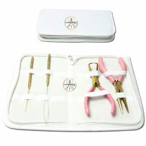 Pince à micro-anneaux dorée de qualité supérieure en acier inoxydable LUMINEX IMPEX LI-2085 – Kit d'outils pour extensions capillaires et micro-boucles - Product Image 1