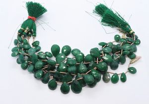 Perles d'émeraude facettées en forme de poire, perles de corindon émeraude, perles de pierres précieuses émeraude, perles d'émeraude facettées pour la création de bijoux - Product Image 5