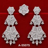 Boucles d'oreilles créoles classiques en or 10 carats, motif fleur de corail taille Asscher, bijoux tendance pour femme, idéales pour les soirées A-55188