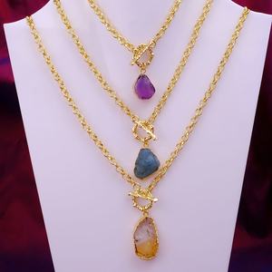 Collier pendentif en acier inoxydable avec perle brute, plaqué or, pierre de naissance de juin, fermoir à bascule tendance, bijoux faits à la main pour femmes, vente en gros - Product Image 6