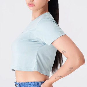 New Arrival Comfortable Slim Fit Breathable Supplier High Quality Best Service New Design Street Wear Printed Women Crop Top - Product Image 2