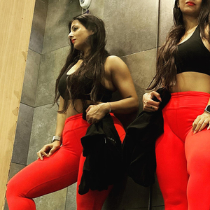 Fournisseur OEM de soutiens-gorge de yoga, soutien-gorge de sport en tissu extensible doux, idéal pour le yoga, le Pilates, la salle de sport et les marques de vêtements à étiquette privée - Product Image 4