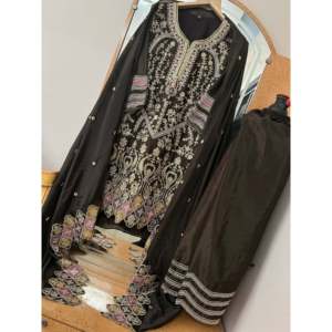 Ensemble haut-bas et dupatta brodé magnifique pour femmes pour les fêtes - Product Image 4