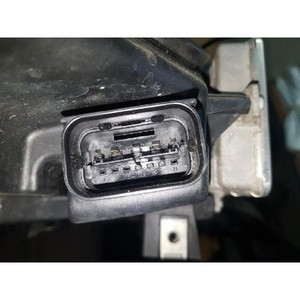 ชุดไฟหน้าซีนอน HID/Xenon ปี 2010 มือสอง ด้านซ้าย ของแท้ รหัส 63117225229 - Product Image 6