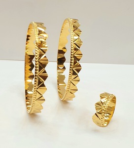 กำไลชุบทอง24 KT พร้อมปลายนิ้วผู้หญิง - Product Image 1