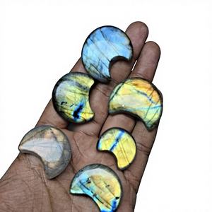 Cabochons de labradorite naturelle de haute qualité, forme lune, faits à la main, lisses, magnifiques pierres précieuses en vrac, labradorites de couleurs mélangées - Product Image 1