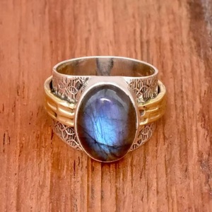 925 Sterling <b>Silver</b> Labradorite Oval Gemstone Wide Band Bohemian Handmade GIA Certified <b>Statement</b> <b>Ring</b> for Women Fine Jewelry - Product Image 5