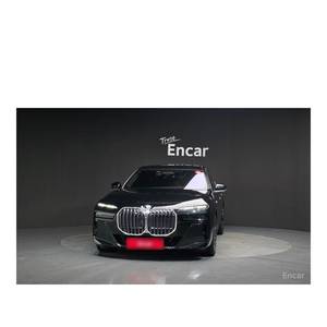 BMW Série 7 740i XDrive M Sport Modèle 2024/11 avec 54 669 km Volant à Gauche Boîte de Vitesses Automatique - Product Image 3