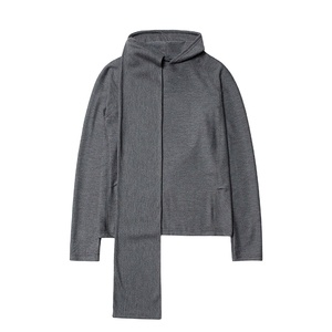 2025 printemps hommes nouveau formel sweat à capuche haut tissé polaire bas superposition Poncho écharpe cou Niche conception pull ample - Product Image 3