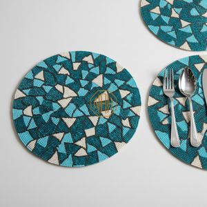 Napperons de table décoratifs en tissu satiné coloré perlé faits à la main de luxe NOORIMS AKBAR HANDICRAFTS Fournisseur en gros - Product Image 2