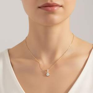 Collar Solitario con Diamante Redondo de 0.65CTW con Engaste de Bisel - Product Image 6