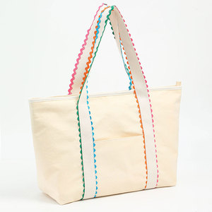 Sac de courses promotionnel personnalisé avec logo, réglable, résistant à l'eau, en polyester durable, écologique, pour usage extérieur, imprimé numériquement, tendance - Product Image 6