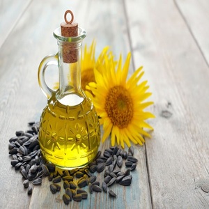 Huile de tournesol raffinée hydrogénée biologique à 99 % de pureté – Approvisionnement en vrac et tarifs compétitifs pour l'achat mondial en tonnes - Product Image 1