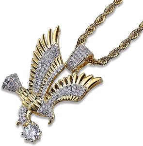 Pendentif Hip Hop Aigle Sertie de Zircons Micro-encastrés en Laiton Plaqué Or avec Chaîne Cordon de 3mm et 24 Pouces - Product Image 4
