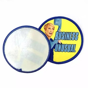 Patch thermocollant VANEK INTERNATIONAL en feutre non tissé brodé de fleurs, cadeau original pour entreprise - Product Image 2