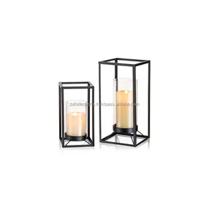 Portavelas artesanal de hierro y latón con marco de madera natural, diseño moderno para decoración del hogar - Product Image 1