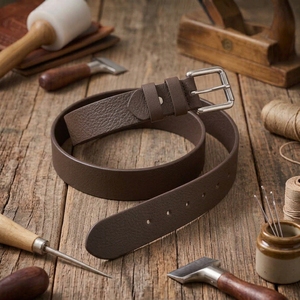 Ceinture en cuir véritable pour hommes – Ceinture classique et tendance, solide et durable - Product Image 5