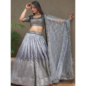 ผ้าไหมปักเลื่อมสีดำที่น่าดึงดูดใจดีไซน์เนอร์ lehenga choli กับ dupatta - Product Image 4