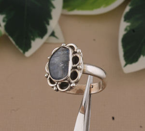 Anillo Solitario Clásico Boho Hecho a Mano con Cianita en Engaste de Plata de Ley 925, Certificado Jaipur, Unisex, para Boda - Product Image 6