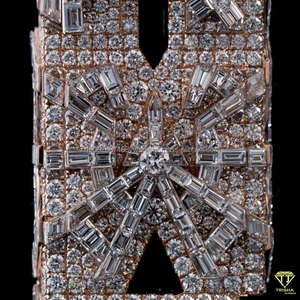 Colgante de barra de declaración de moda urbana personalizada Iced Baguette Stone Luxury Pave Set Moissanite Hip Hop Fine Pendants Charms - Product Image 6