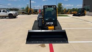 Chargeuse compacte JCB 3TS-8T 2024, neuve, disponible dès maintenant - Product Image 3