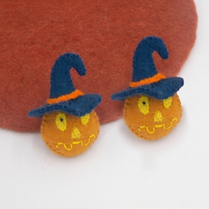 Set de Regalo de Decoración Rústica de Halloween: Calabaza de Fieltro y Lana con Sombrero de Bruja, Adorno Espeluznante y Adorable para Adultos, Venta al por Mayor - Product Image 5