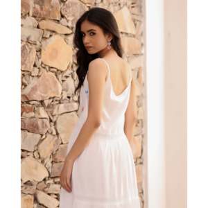Vestido Floral Blanco Pintado a Mano Talla XS Transpirable y con Cintura Natural para Ocasiones Diarias - Product Image 1