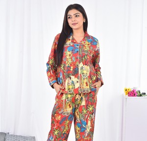 ชุดนอนผ้าฝ้ายทอลายดอกไม้และลายสัตว์สไตล์โรแมนติกสำหรับผู้หญิง เอวต่ำ 100% ผ้าฝ้ายทอ - ชุดลำลองคลาสสิกสำหรับฤดูร้อน - Product Image 1