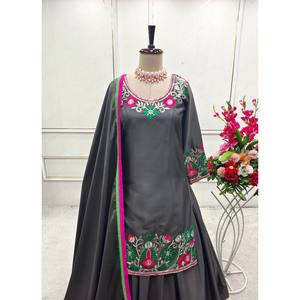 Conjunto de Top y Lehenga para Mujer con Dupatta para Fiestas - Product Image 4