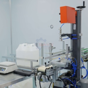 Machine de soufflage par extrusion HDPE sur mesure pour les bidons de 1L, 2L, 3L et 10L – Système électronique entièrement automatique - Product Image 6