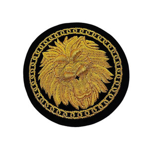 Badges brodés décoratifs à coudre de haute qualité avec motifs personnalisés, base en toile durable et détails en fil fin - Product Image 6