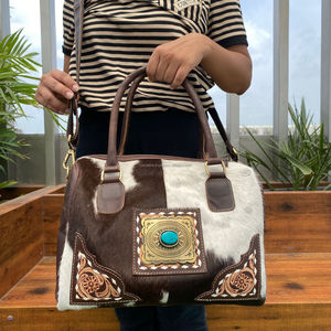 Vente en gros OEM Mini polochon et trousse de toilette personnalisés Ensemble combiné de sport pliable en cuir de vachette véritable durable style week-end - Product Image 5