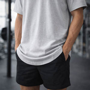 เสื้อยืดผู้ชายทรงบ็อกซี่ผ้าคอตตอนหนา 250gsm พิมพ์ลายกราฟิก พร้อมปักโลโก้ตามสั่งจากผู้ผลิต Tech Pack - Product Image 4