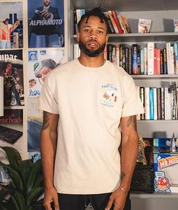 T-shirt de mode graphique et brodé - Product Image 5