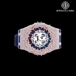 Reloj de diamantes de moissanita blancos con correa de caucho, estilo hip hop, de exportador indio, disponible a un precio asequible. - Product Image 3