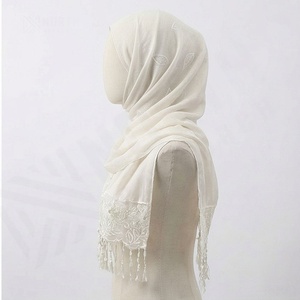 Voiles et châles en coton doux ethnique de haute qualité, imprimé feuilles, 85x180 cm, couleur personnalisée, hijab en voile avec pompons en dentelle - Product Image 3