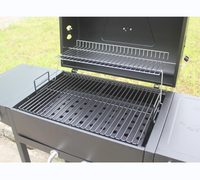 Vente chaude Fumeur Chariot Grill Bbq Fumeur En Plein Air Charbon De Bois Fumeur Pour Le Camping