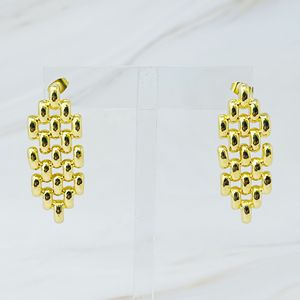 Aretes de Moda con Cadena Elegante, Estilo Chica Urbana - Product Image 1