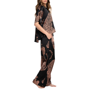 Service OEM Vente en Gros Logo Personnalisé Ensemble Pyjama Léger en Satin Imprimé Uni pour Femme, Vêtement d'Été Doux en Soie 2 Pièces avec Cordon de Serrage - Product Image 2
